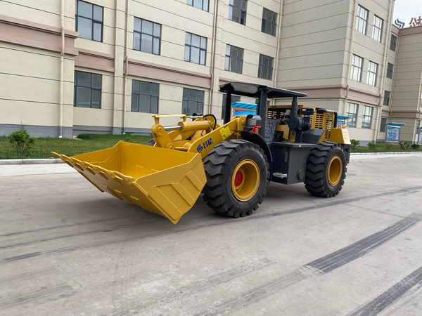 煤礦井下用裝載機(jī)